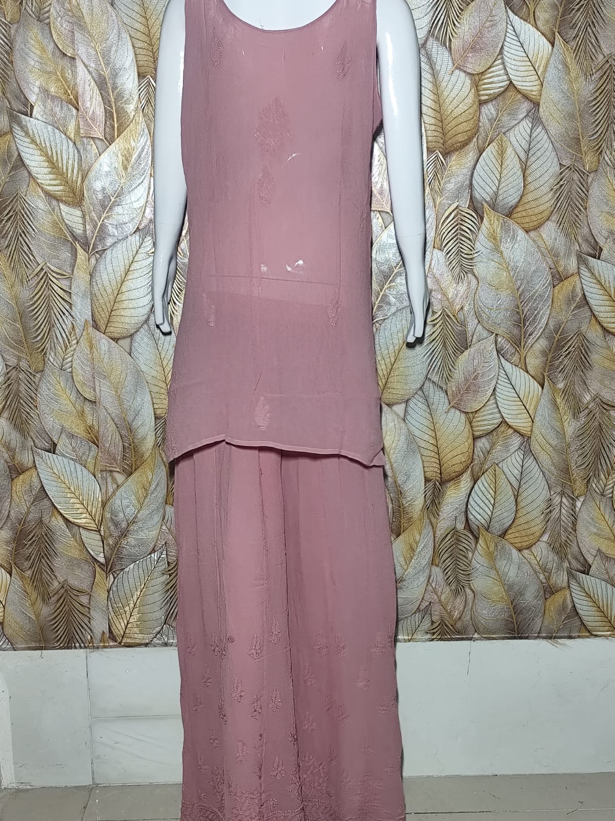 Chikankari Noodle Strip Set in Viiscous
