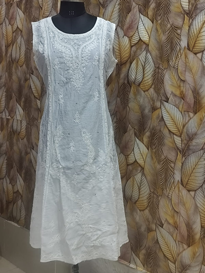Chikankari Strip Gown White