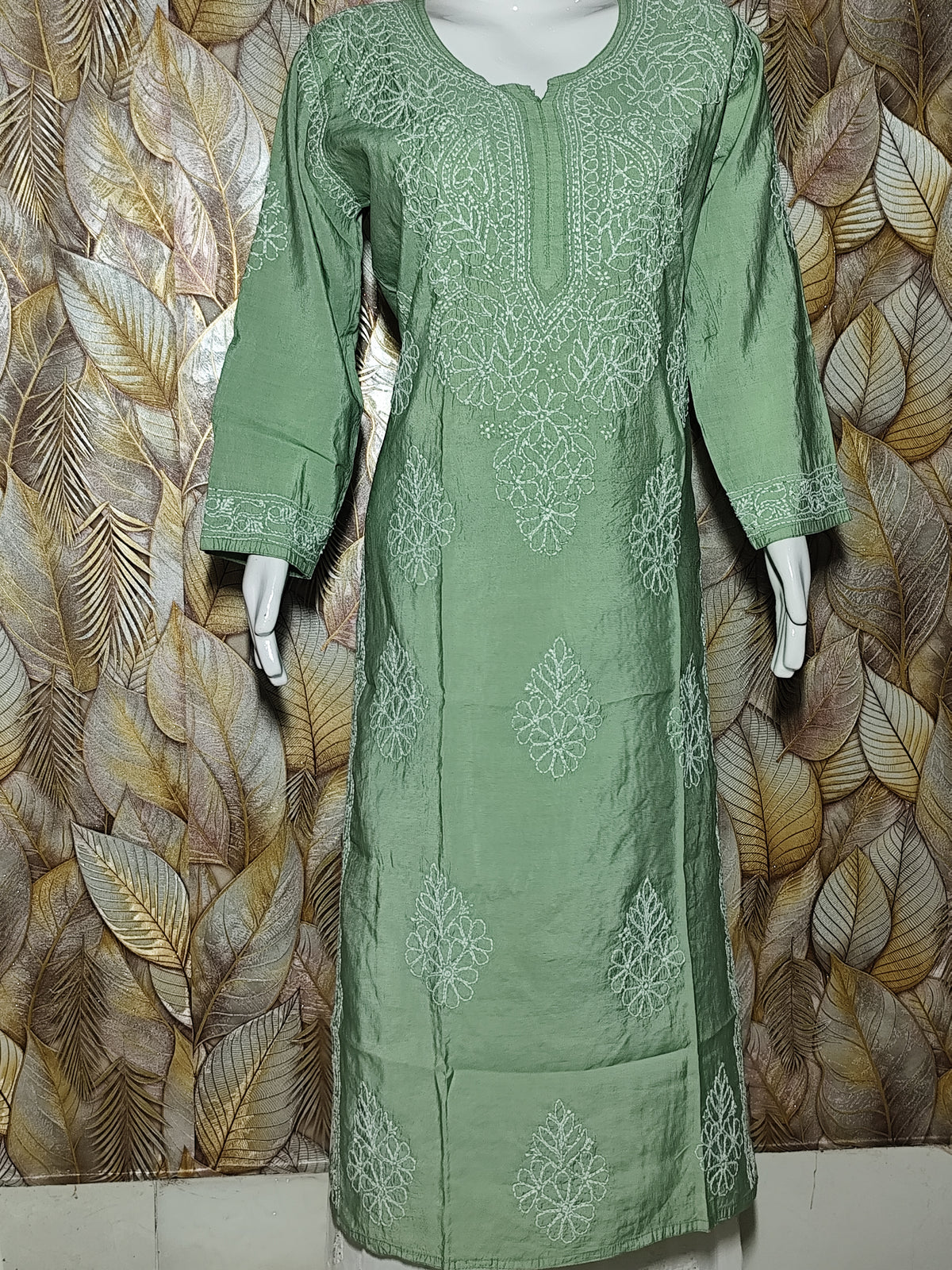 Chandari Hand Embroidery Bhakhiya- Green
