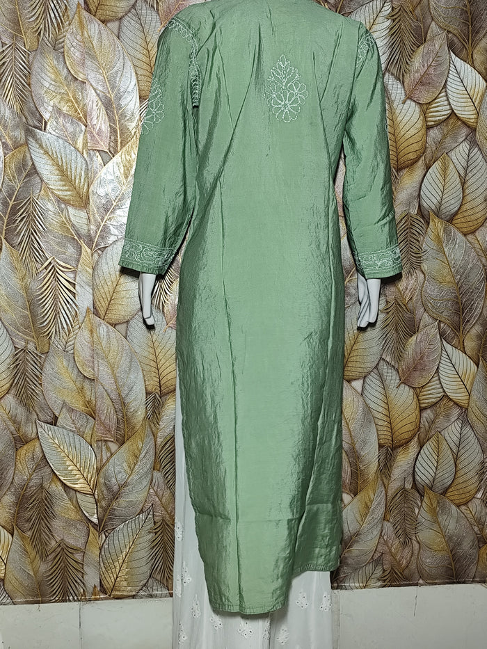 Chandari Hand Embroidery Bhakhiya- Green