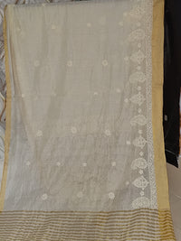 Lightweight, Chanderi weave in an elegant off-white/cream shade saree
