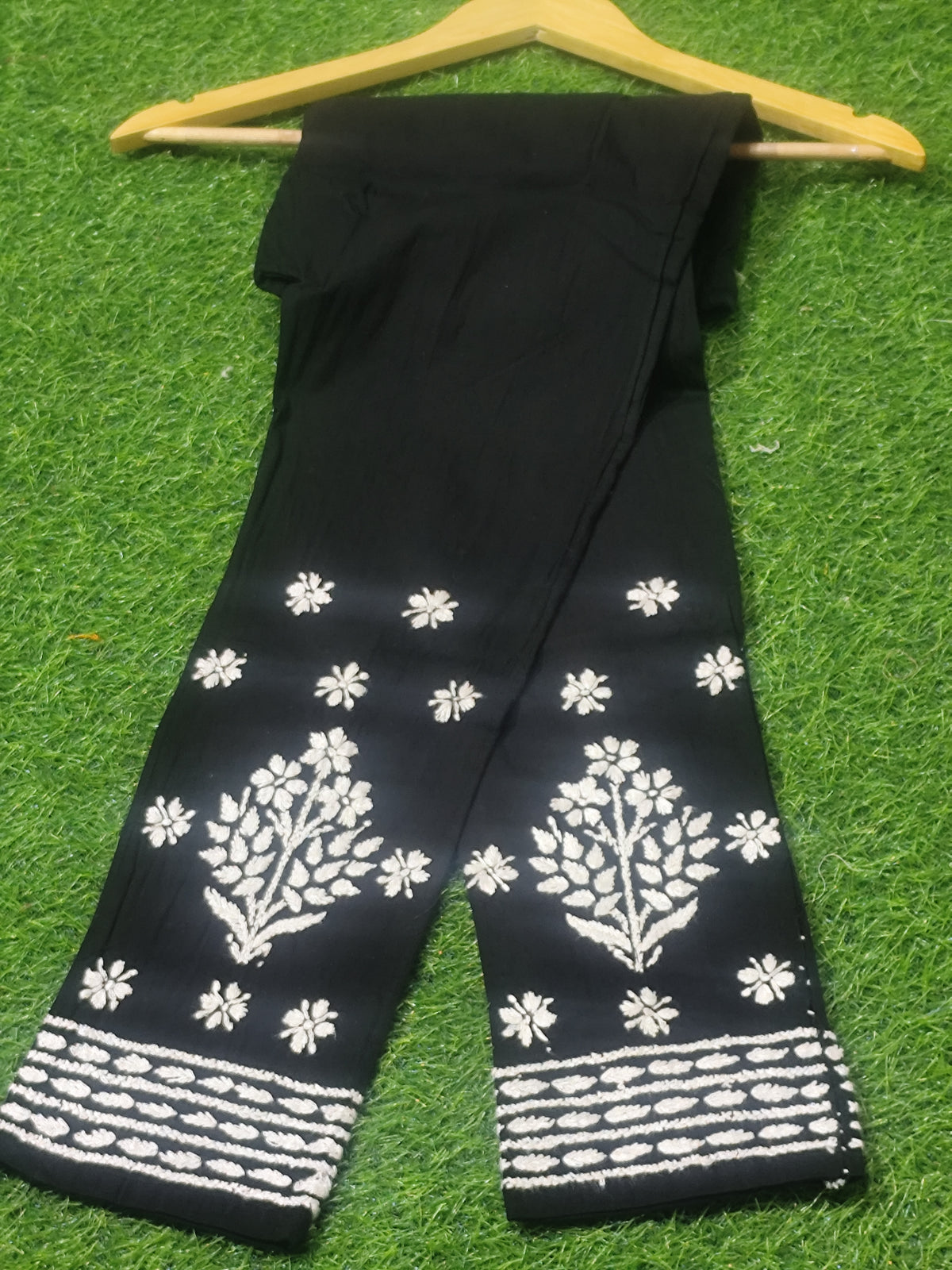 Black Cotton Lycra Embroidered Pants/Leggings